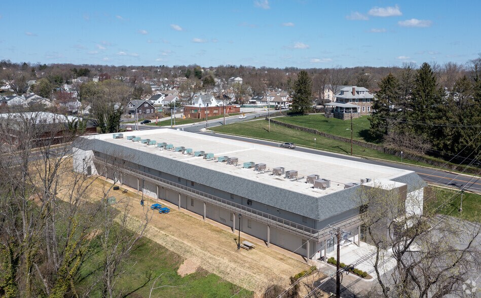 More Photos Of 1849 Gwynn Oak Ave, Woodlawn Office For Lease