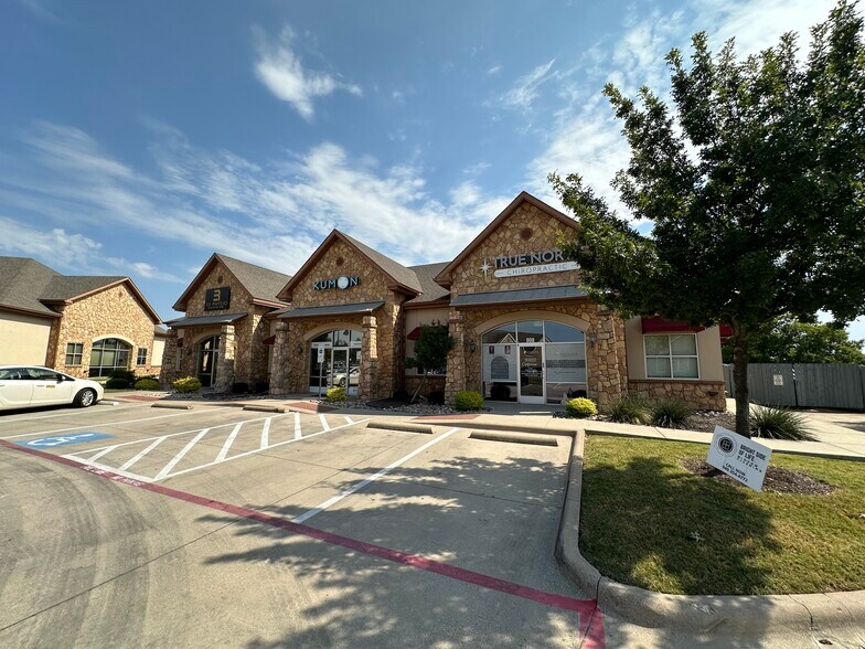 More Photos Of 4324 Heritage Trace Pky, Fort Worth Medical For Sale