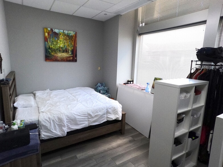 More Photos Of 2520 King Arthur Blvd, Lewisville Storefront For Sale