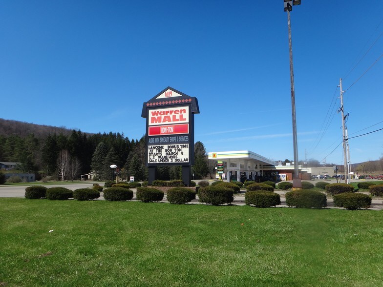 More Photos Of 1666 Market St Ext, Warren General Retail For Lease