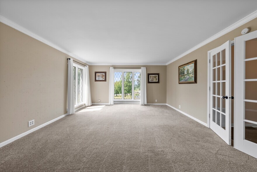 More Photos Of 1901 Moffet Rd, Saint Joseph Specialty For Sale