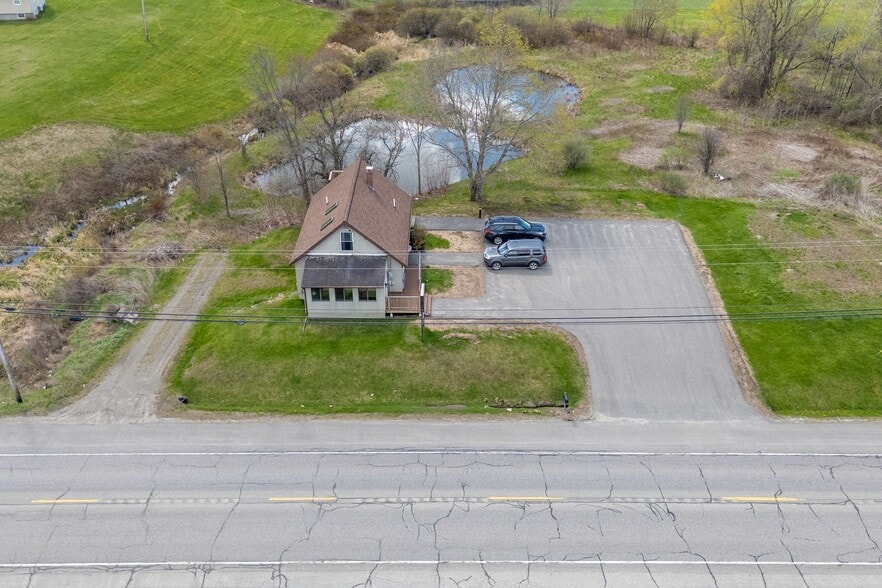 More Photos Of 2386 N Belfast Ave, Augusta Office For Sale
