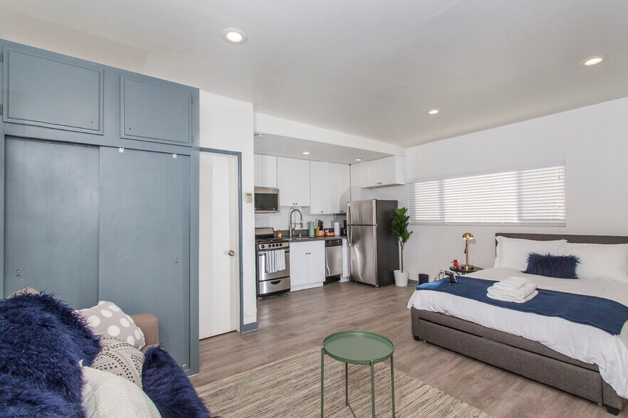 More Photos Of 12128 Ramona Ave, Hawthorne Apartments For Sale