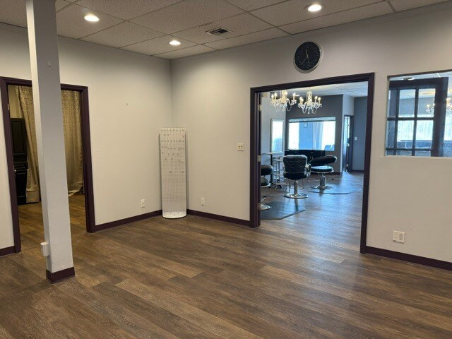 More Photos Of 55 Sound Ave, Mattituck General Retail For Lease