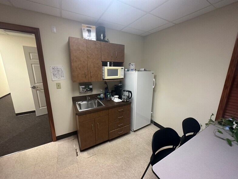 More Photos Of 4601 Everhard Rd NW, Canton Medical For Lease