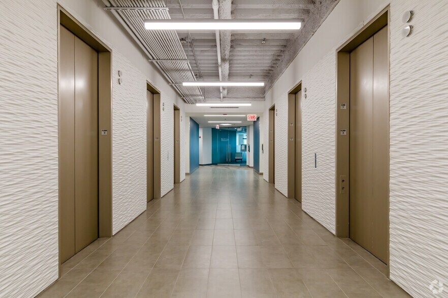 More Photos Of 8770 W Bryn Mawr Ave, Chicago Office For Lease