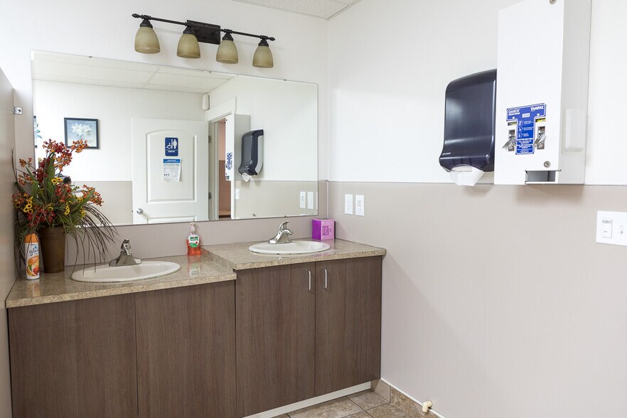 More Photos Of , Ontario Unknown For Sale