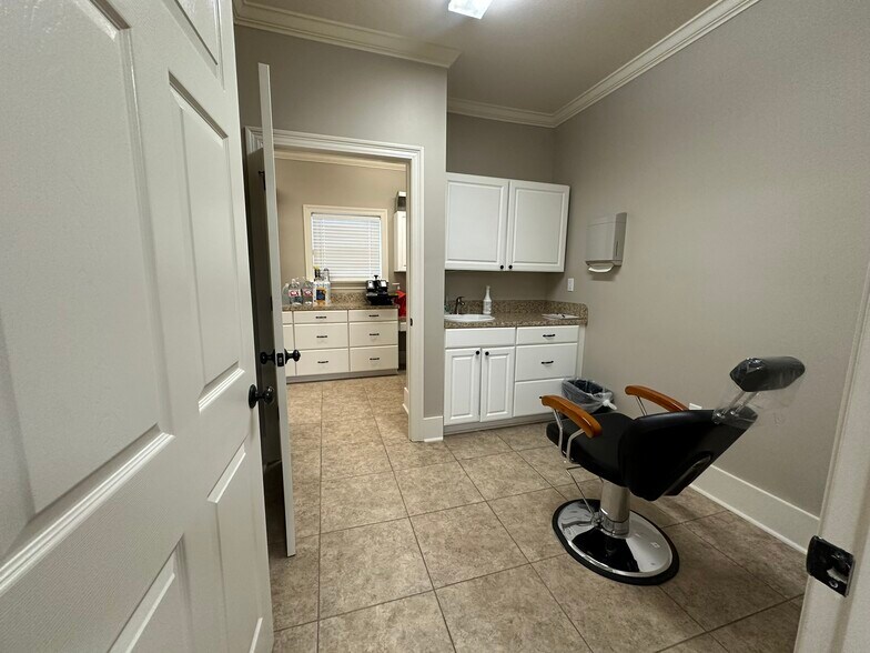 More Photos Of 12799 Burgess Ave, Walker Office For Sale