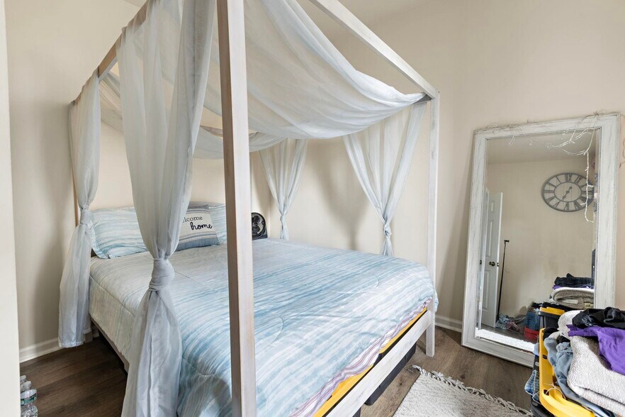 More Photos Of 91 Bergen Ave, Jersey City Apartments For Sale