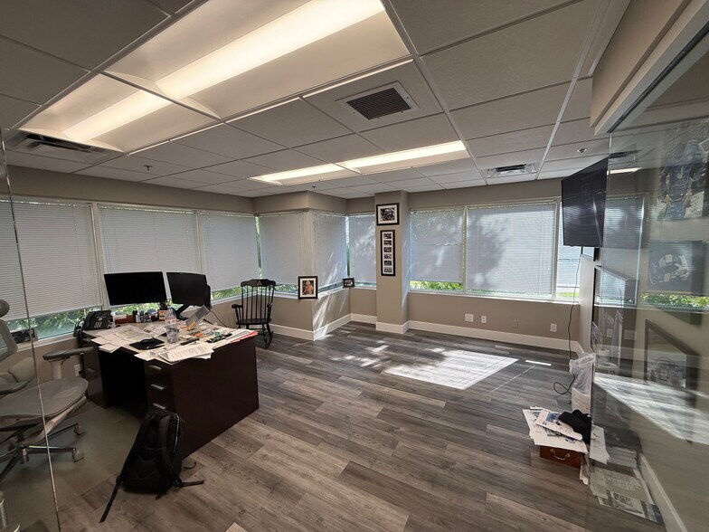 More Photos Of 1720 E Tiffany Dr, West Palm Beach Office For Lease