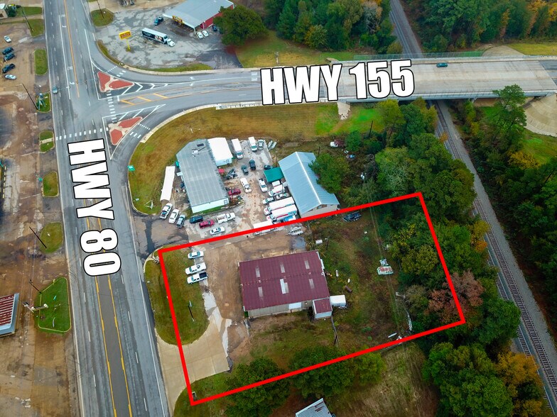 More Photos Of 801 W Broadway St, Big Sandy Light Distribution For Sale