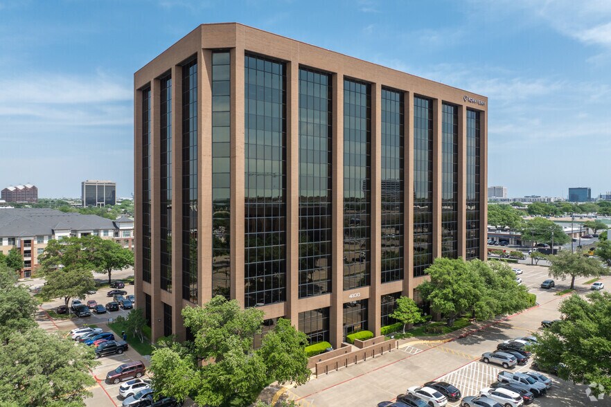 More Photos Of 4100 Alpha Rd, Dallas Coworking Space