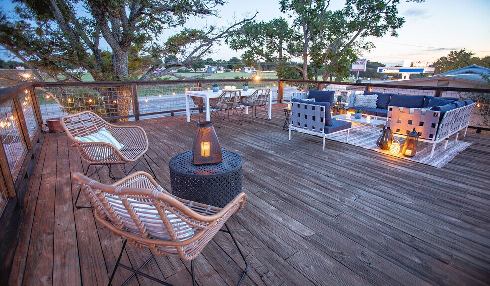 More Photos Of 14818 US-290 E, Stonewall Hotel For Sale