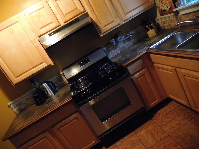 More Photos Of 2038 Grant Ave, Philadelphia Specialty For Sale