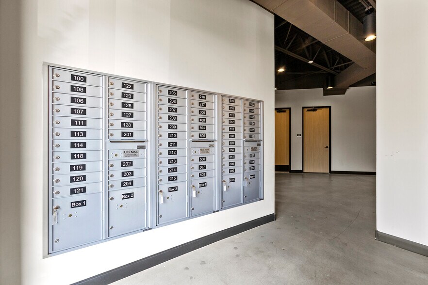 More Photos Of 2100 N Greenville Ave, Richardson Coworking Space