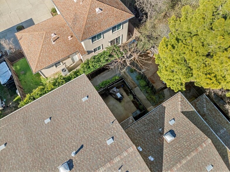 More Photos Of 3337 La Canada Dr, Cameron Park Apartments For Sale