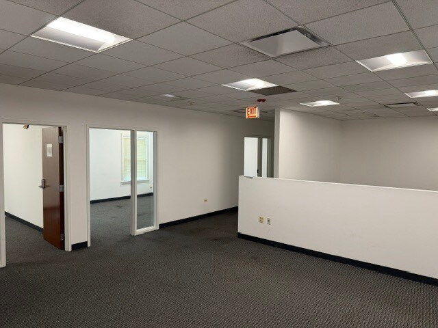 More Photos Of 1114 N Arlington Heights Rd, Arlington Heights Medical For Lease