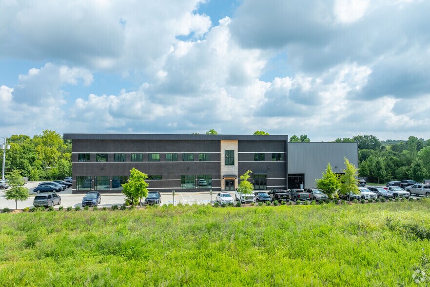 More Photos Of 7408 Tennessee Excavating Dr, Nolensville Freestanding For Sale