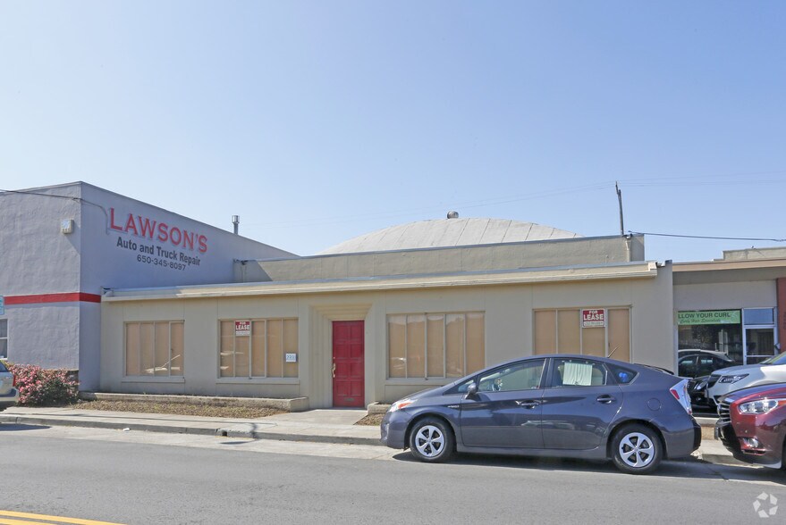 More Photos Of 2300 Palm Ave, San Mateo Warehouse For Lease