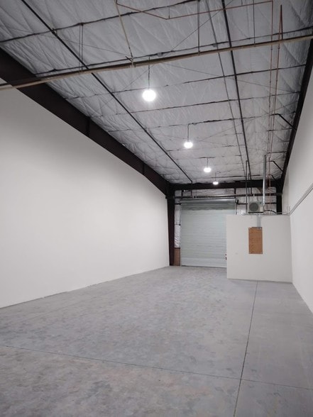 More Photos Of 6325 S Pecos Rd, Las Vegas Unknown For Lease