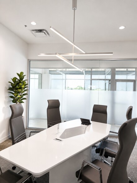 More Photos Of 2500 NE 11th St, Bentonville Coworking Space