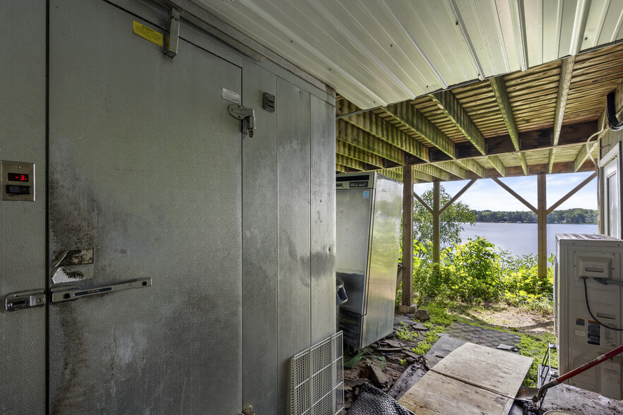 More Photos Of 33350 County Road 3, Crosslake Restaurant For Sale