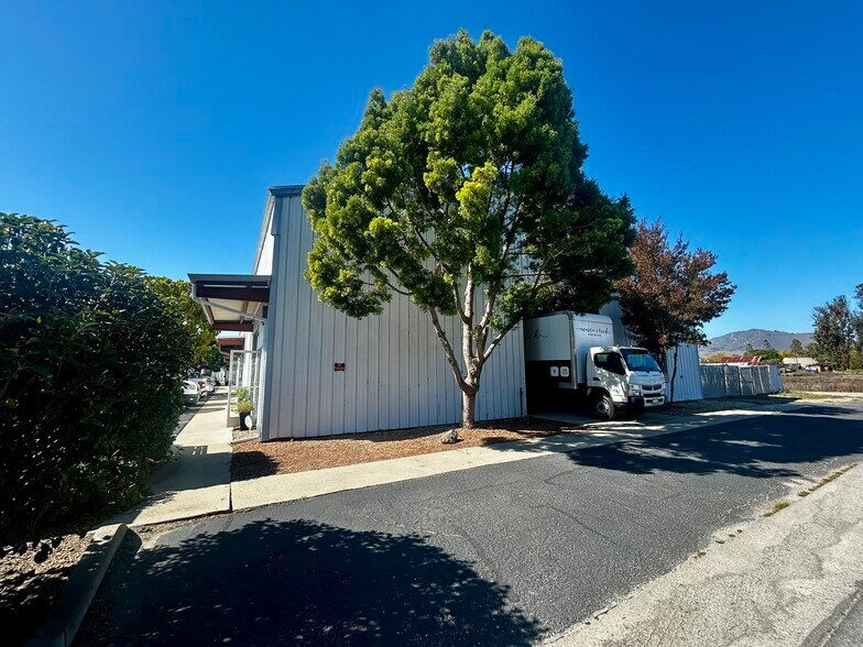More Photos Of 202 Tank Farm Rd, San Luis Obispo Office For Lease