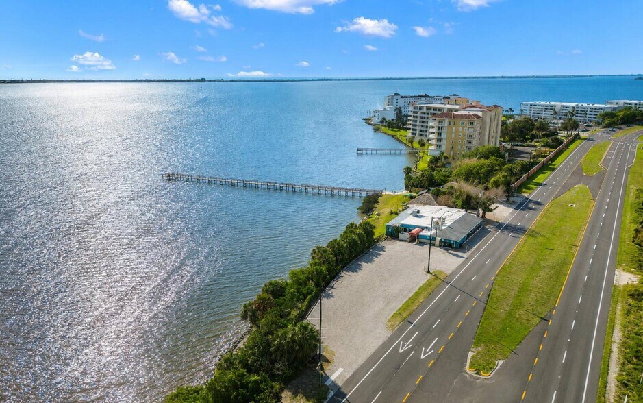More Photos Of 4845 Dixie Hwy NE, Palm Bay Restaurant For Sale