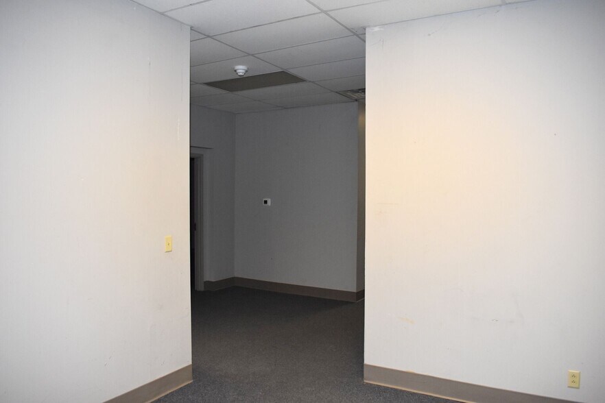 More Photos Of 45 Chenango St, Binghamton Office For Lease