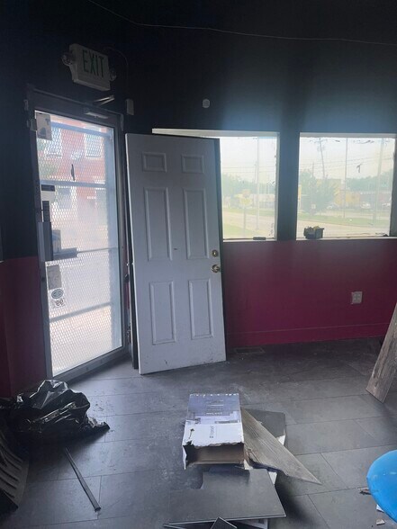 More Photos Of 3121 E Monument St, Baltimore Freestanding For Sale