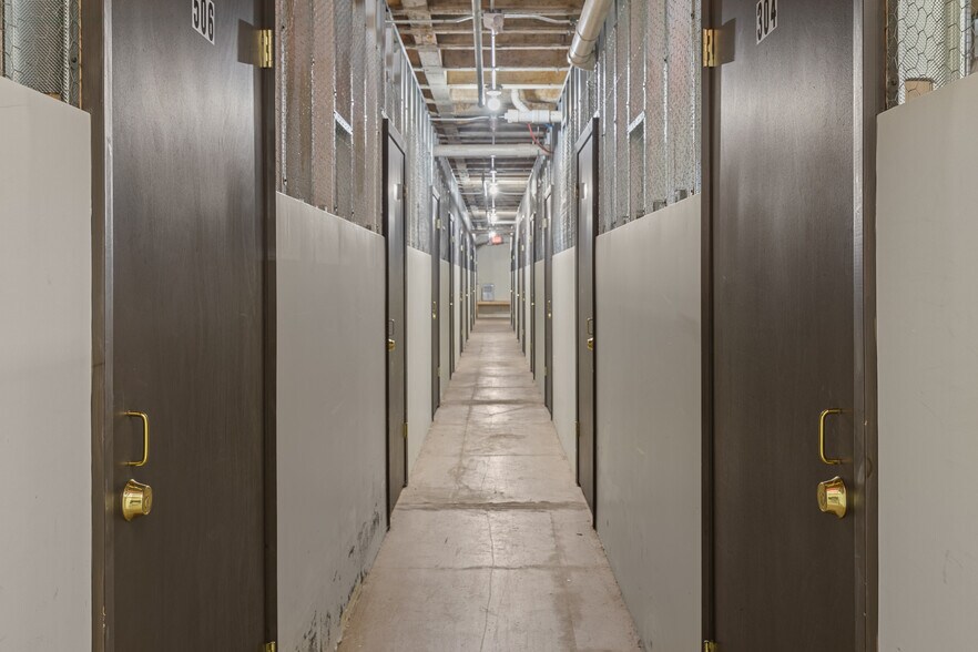 More Photos Of 1120 E Parkway Ave, Oshkosh Multifamily For Sale