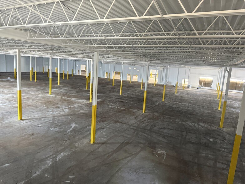 More Photos Of 6565 Wells Ave, Saint Louis Manufacturing For Sale