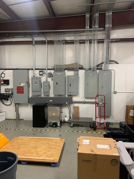 More Photos Of 112 Westhampton Dr, Lexington Manufacturing For Sale