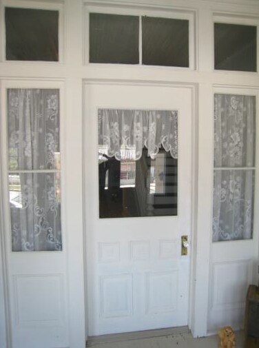 More Photos Of 303 W Main St, Mayodan Hotel For Sale