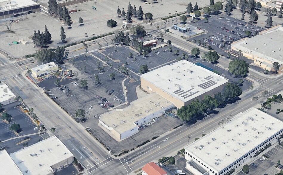 More Photos Of 659-689 W 2nd St, San Bernardino Freestanding For Lease