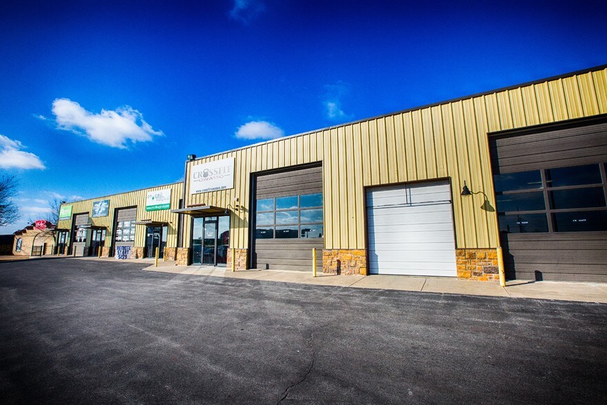 Primary Photo Of 7770 N Owasso Expy, Owasso Warehouse For Lease