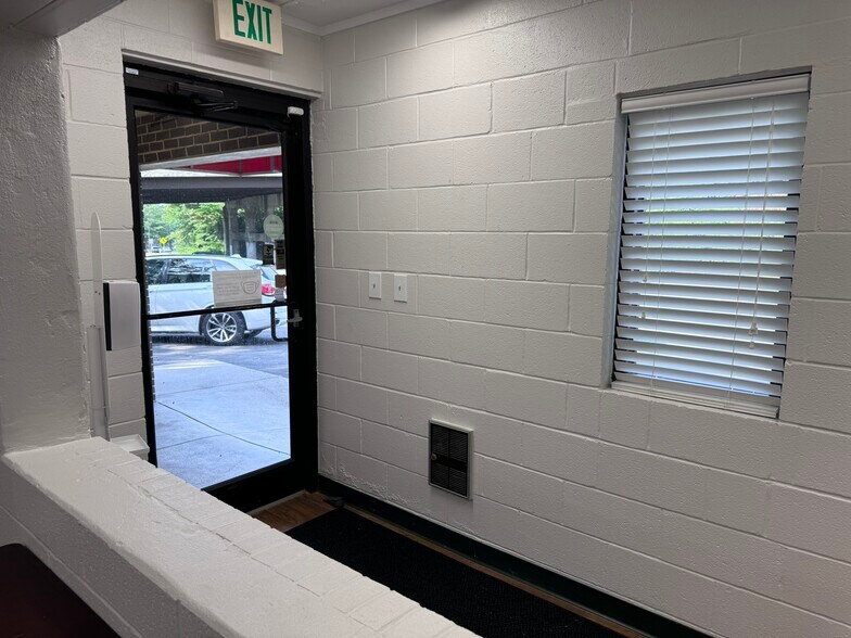 More Photos Of 61 Miller St, Winston-Salem Storefront Retail Office For Sale