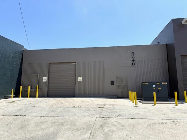 Primary Photo Of 326 W 131st St, Los Angeles Warehouse For Sale