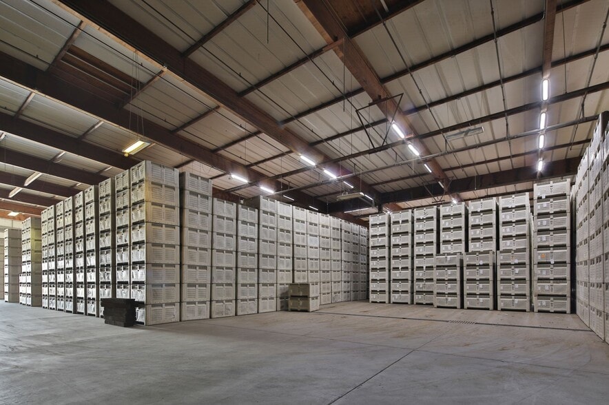 More Photos Of 6001 Snow Rd, Bakersfield Industrial For Sale