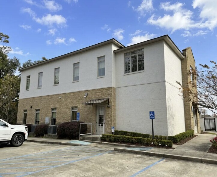 Primary Photo Of 4456 Arnold Ln, Baton Rouge Office For Sale