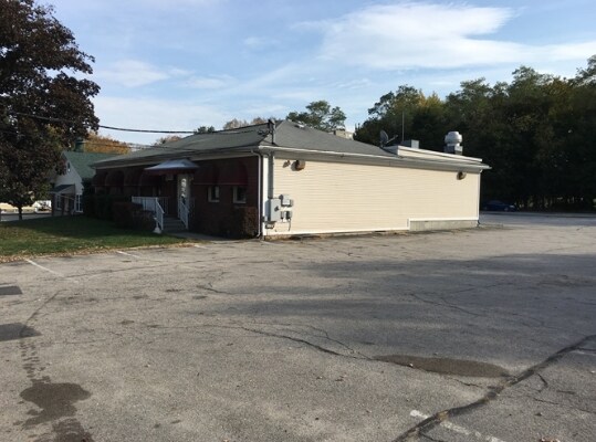 More Photos Of 48 School St, Lincoln Restaurant For Sale