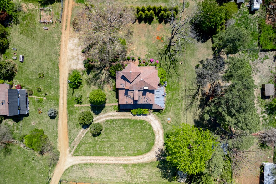 More Photos Of 2416 Lowesville Rd, Amherst Hospitality For Sale