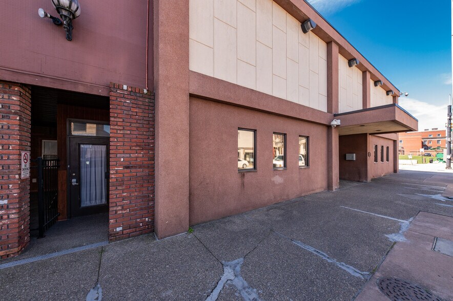 More Photos Of 347 W Main St, Clarksburg Office For Sale