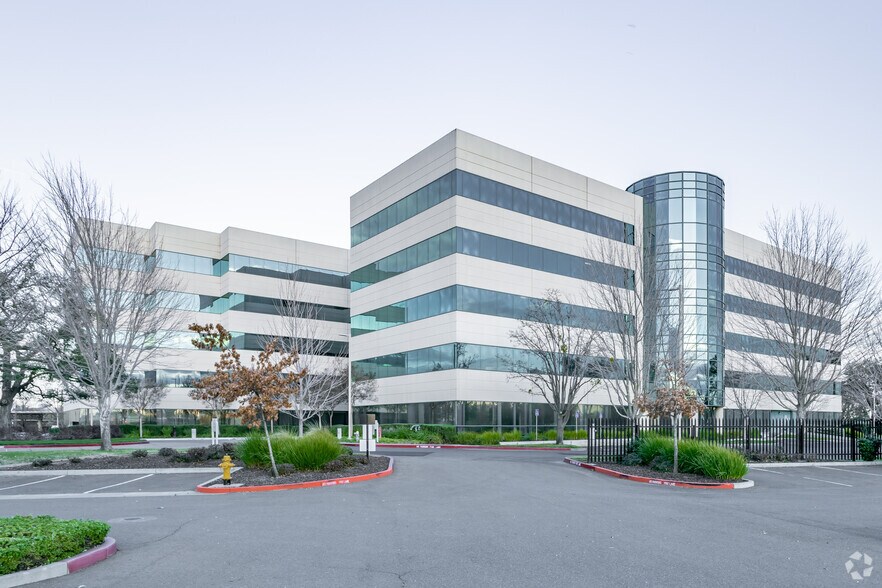 More Photos Of 2180 Harvard St, Sacramento Office For Lease