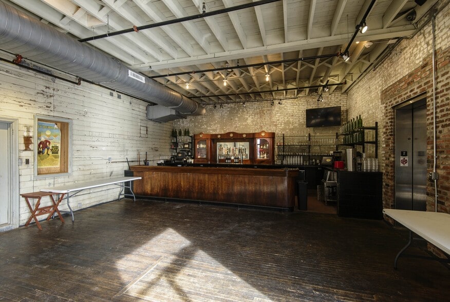 More Photos Of 321 W Geer St, Durham Restaurant For Lease