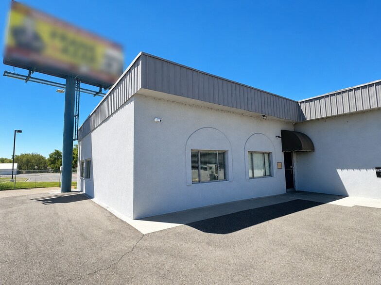 More Photos Of 2940 I-70 Business Loop, Grand Junction Flex For Sale