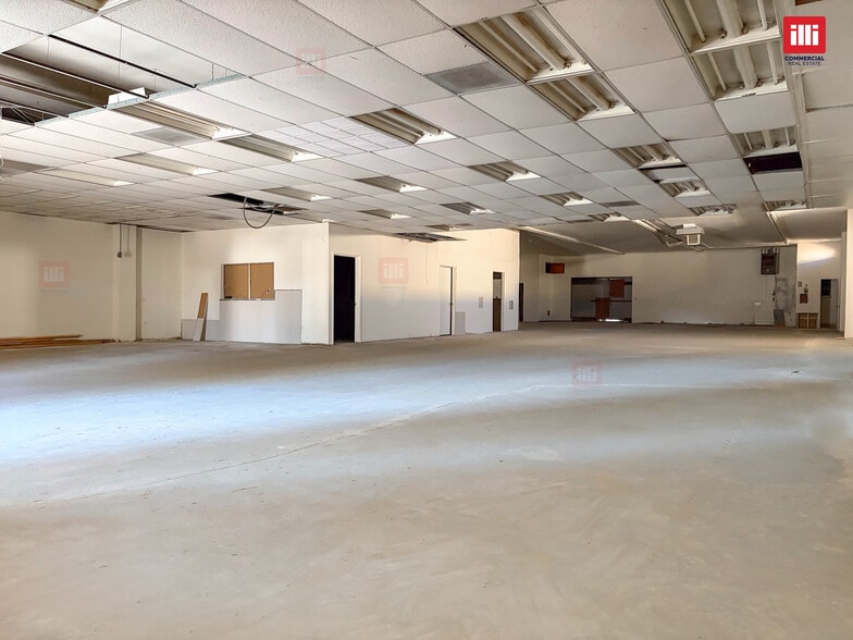 More Photos Of 13405 Hawthorne Blvd, Hawthorne Freestanding For Lease