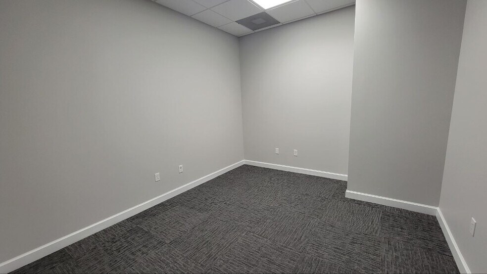 More Photos Of 121-189 S Orange Ave, Orlando Office Residential For Lease