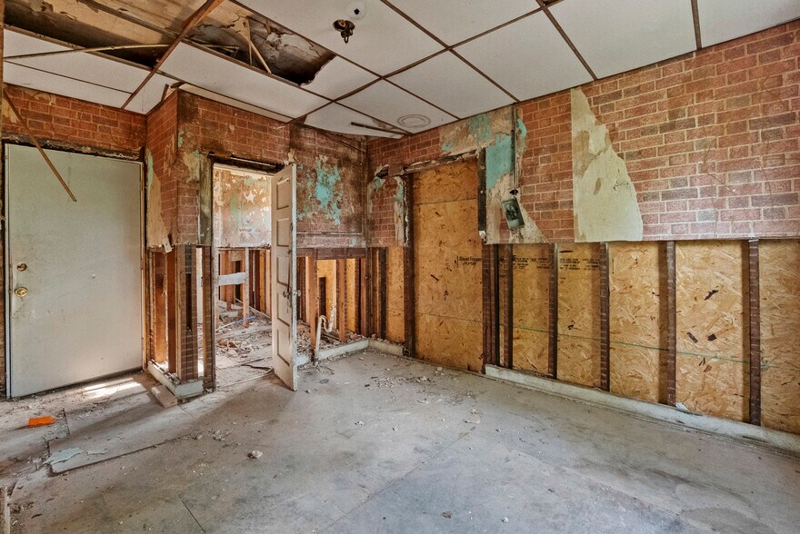More Photos Of 330 N 29th St, Louisville Multifamily For Sale