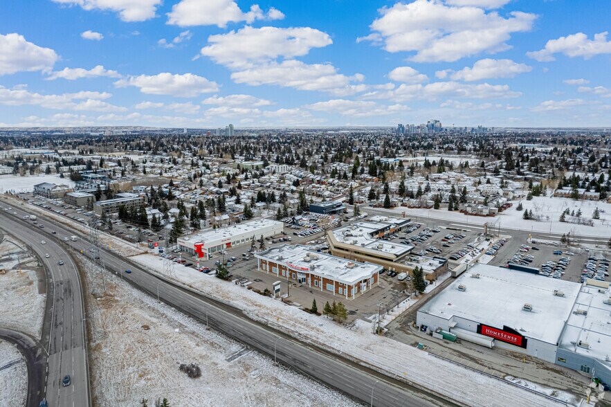 More Photos Of 67 Glenbrook Pl SW, Calgary Office For Sale